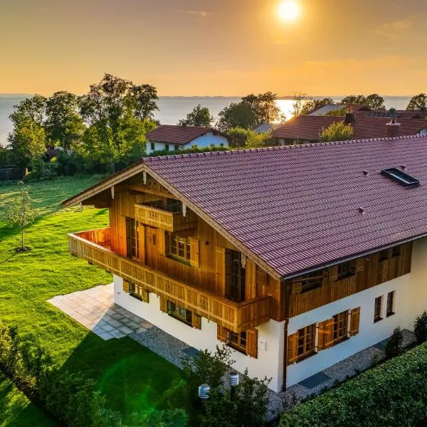 Graf Chiemo Suites - direkt am Chiemsee mit separatem Seezugang，位于希明格的酒店