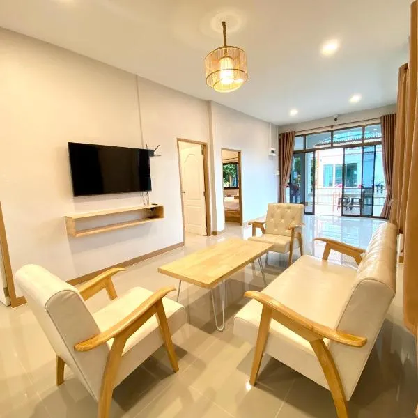 BanNoen kohlarn บ้านเนิน เกาะล้าน，位于格兰岛的酒店