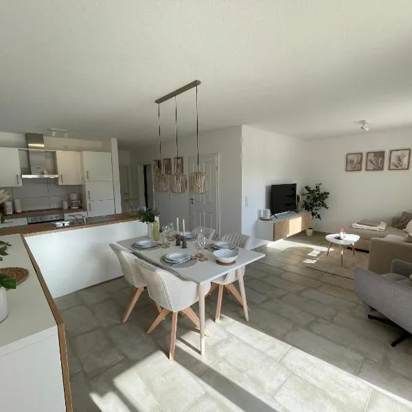 Das Vechtedomizil - Stilvolle Erdgeschosswohnung mit Sauna, Whirlpool，位于诺德霍恩的酒店