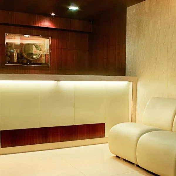 Hotel Lucky Bandra，位于孟买的酒店