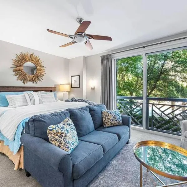 NEW Baytowne Bahia Breeze Pool View，位于德斯坦的酒店