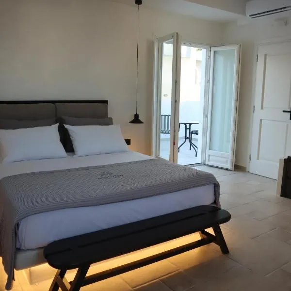 Santozen Suites，位于费拉的酒店