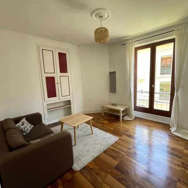 Joli Appartement proche Hôpital，位于La Tronche的酒店