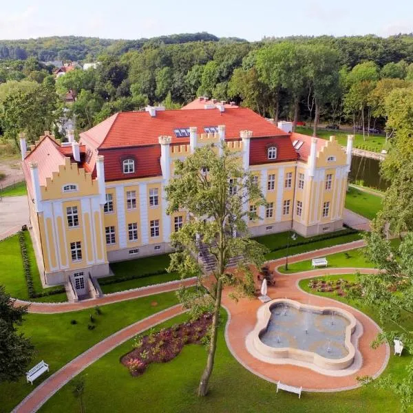 Relais & Châteaux Hotel Quadrille - Adults Only，位于格丁尼亚的酒店