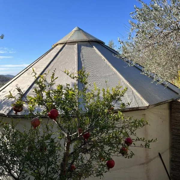 Cortijo alhijra small yurt，位于兰哈龙的酒店