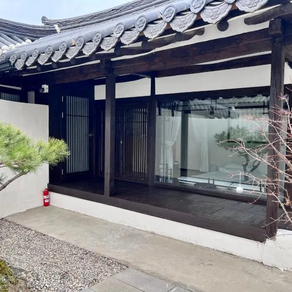 Hanok Dasi Bom 102，位于庆州的酒店