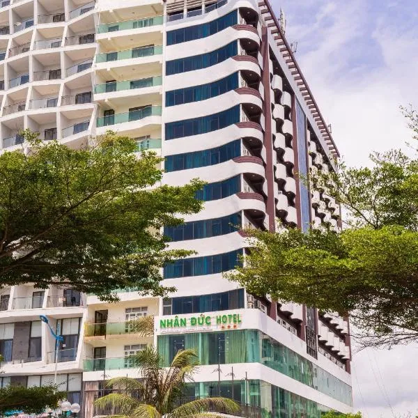 Nhân Đức Hotel - Sầm Sơn，位于Mỹ Trạch的酒店