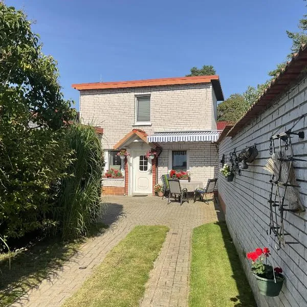 Ferienhaus Pahnke，位于卑尔根的酒店