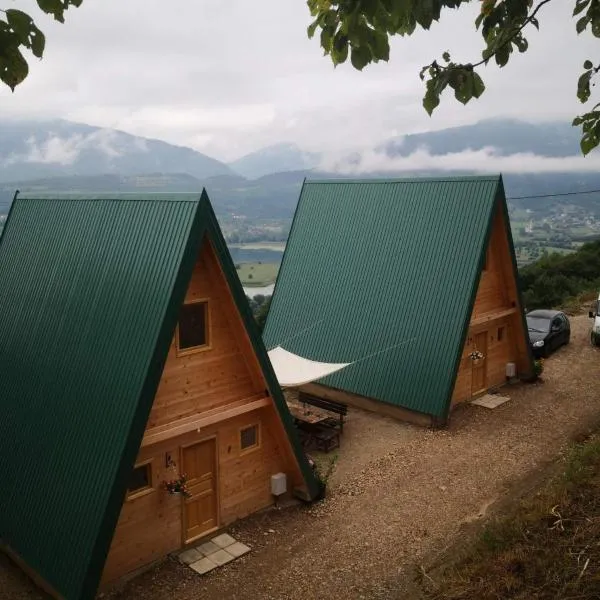 Sunčani Brijeg Eco Village，位于普拉夫的酒店
