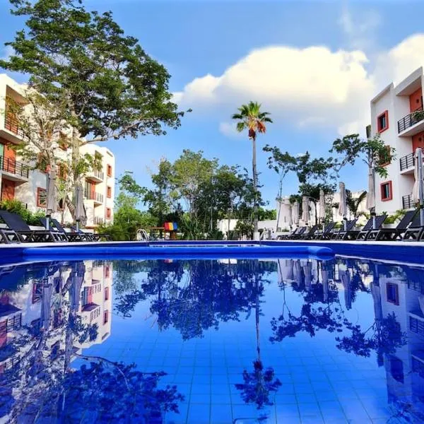 Departamento nuevo con alberca en Cancún，位于坎昆的酒店