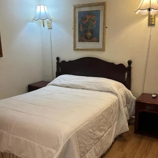 Gaard motel，位于福克斯伯勒的酒店