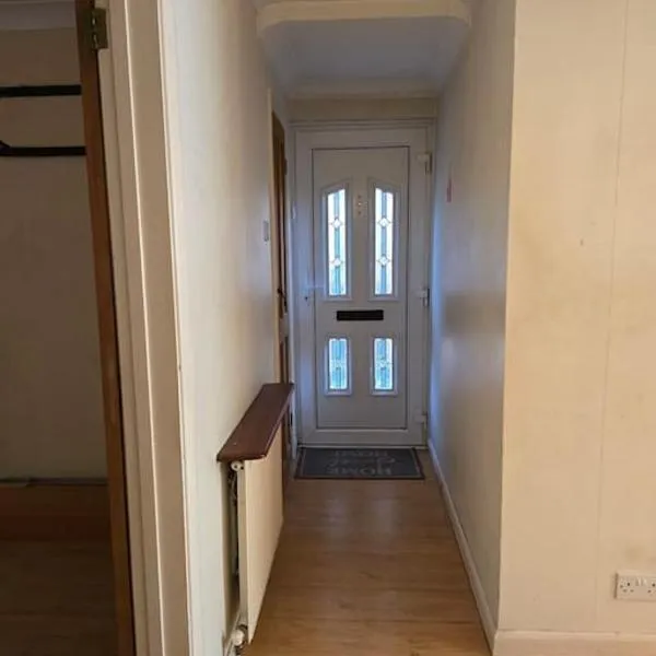 Accessible Flat Greater London，位于上敏斯特的酒店