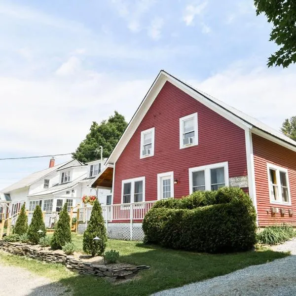 Craftsbury Farmhouse，位于Lowell的酒店