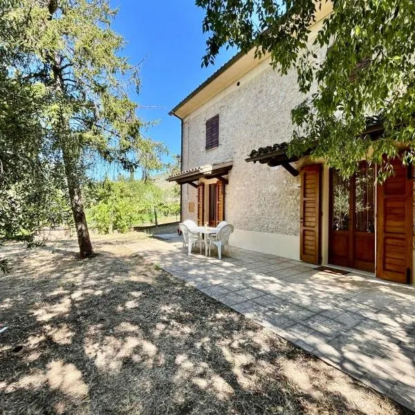 Casa Giuliani，位于克利通诺河畔坎佩洛的酒店