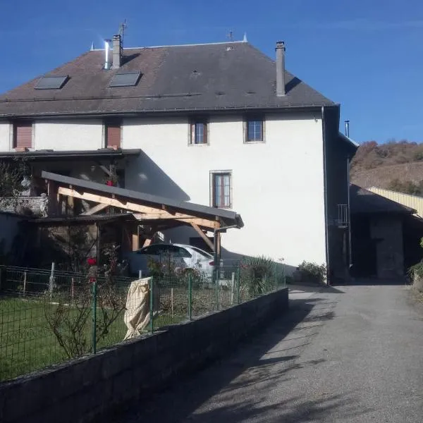 maison d'hôtes chez Sylvie et Guy QUENARD，位于Chignin的酒店