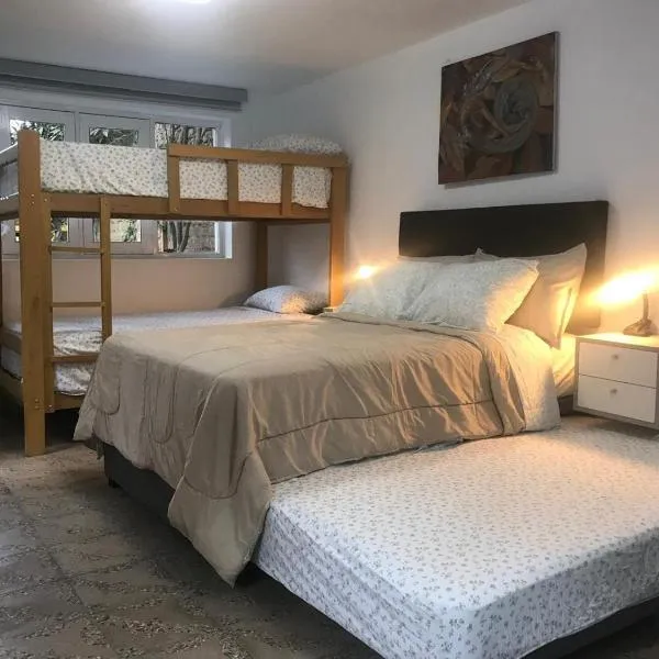 Albano apartamento 1 en casa vacacional Chosica，位于Mariscal Castilla的酒店