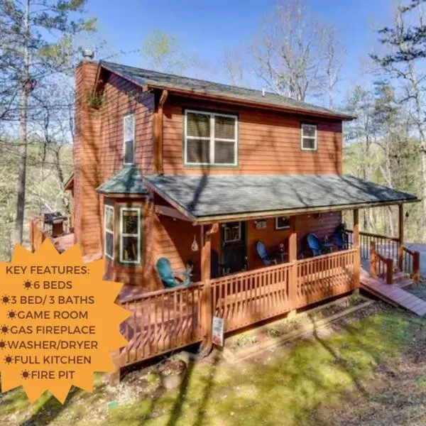 Cozy North GA Cabin 3BR3BA, Fire Pit & Game Rm，位于布莱尔斯维尔的酒店