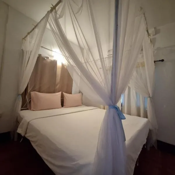 Cheeva Lodge ชีวาลอดจ์，位于Ban Huai Pu的酒店