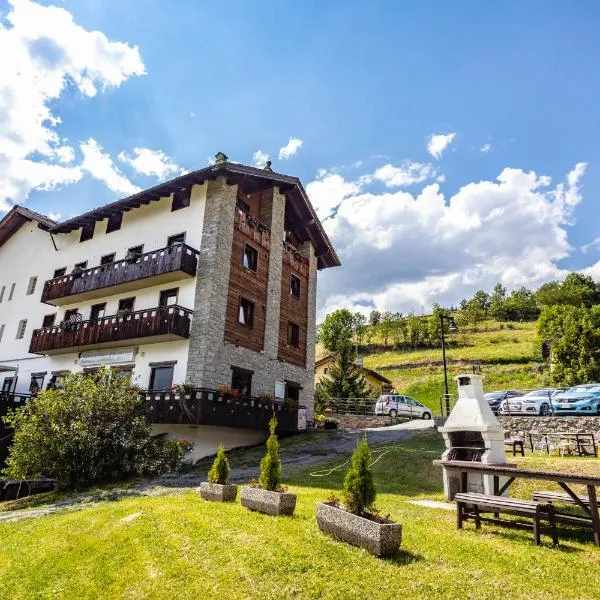 Hotel & Restaurant Saint Nicolas Gran Paradiso，位于格雷桑的酒店