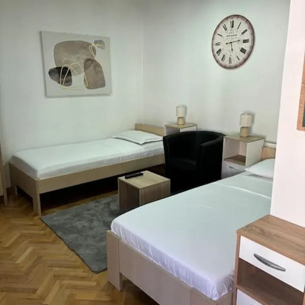 Studio apartman ANTE，位于Vardarac的酒店