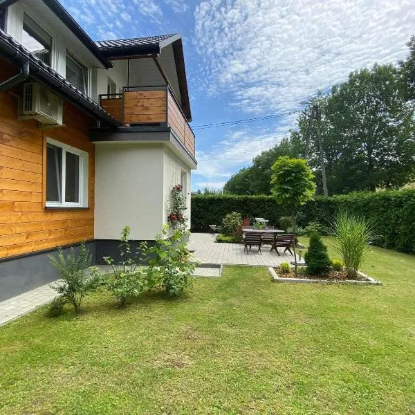 Apartamenty Fredry，位于莱斯科的酒店