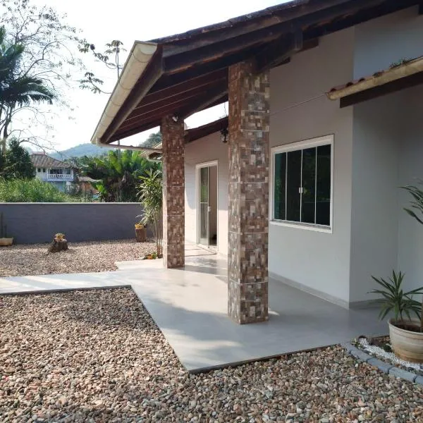 Suítes Garden，位于波梅罗迪的酒店