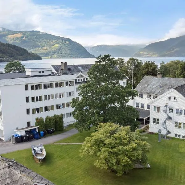 Kinsarvik Fjordhotel, BW Signature Collection，位于洛夫特胡斯的酒店