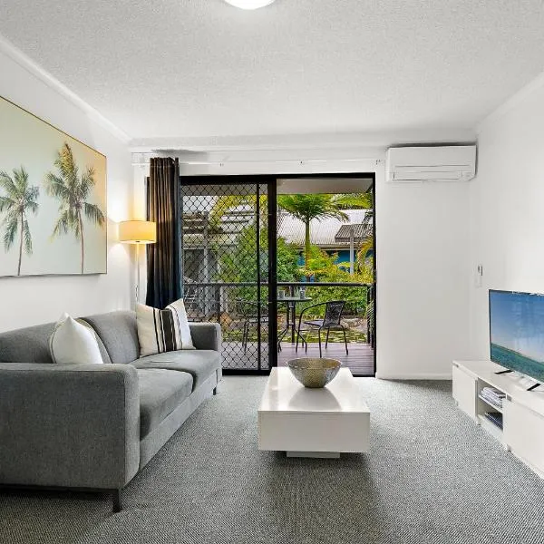 Retreat in ground level 1 bedroom unit, Noosaville，位于Pomona的酒店