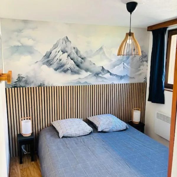 La Parenthèse Chamroussienne - Proche pistes de ski，位于尚鲁斯的酒店