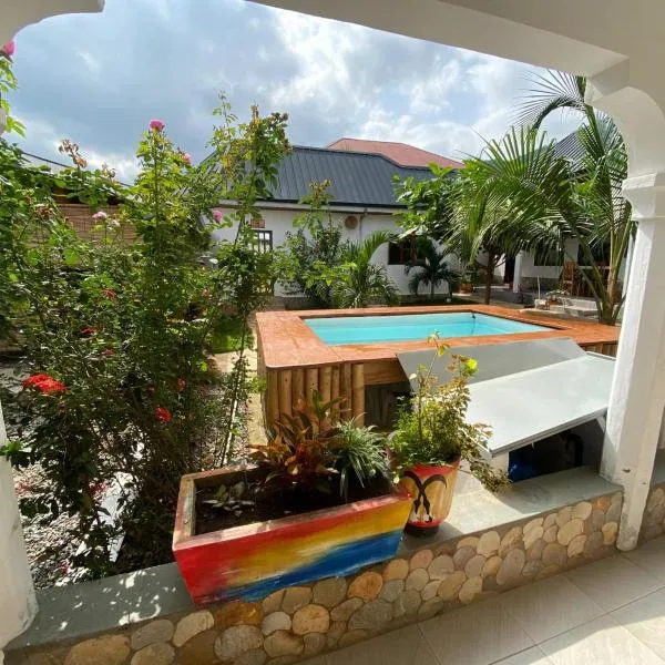 Hotel Eyram Kpalime，位于Kpalimé的酒店