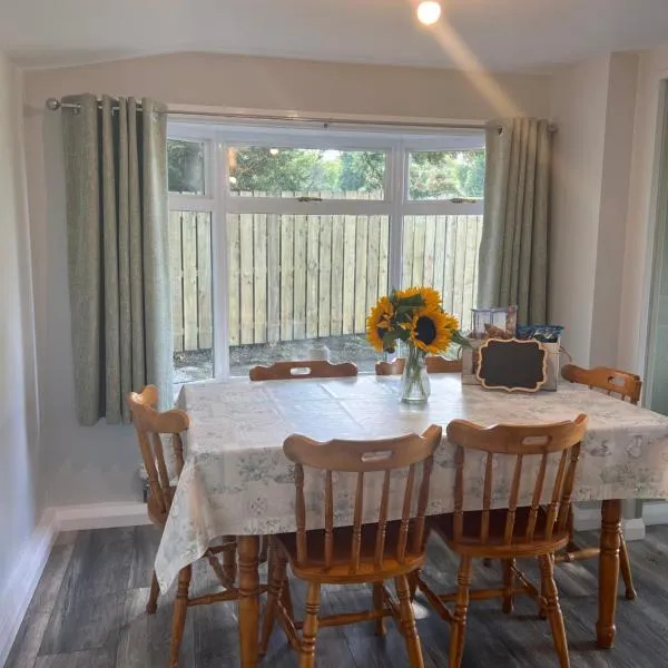 Hideaway21，位于Maghera的酒店