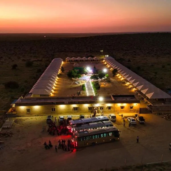 Jaisalmer best desert Safari Camp，位于山姆的酒店