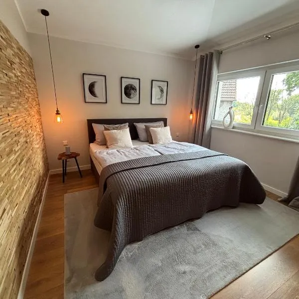 B&S-Apartment 83 qm NEU，位于Schlangen的酒店