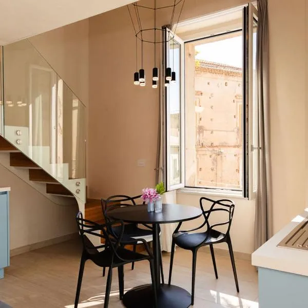 Sun serenity Suite，位于特罗佩阿的酒店