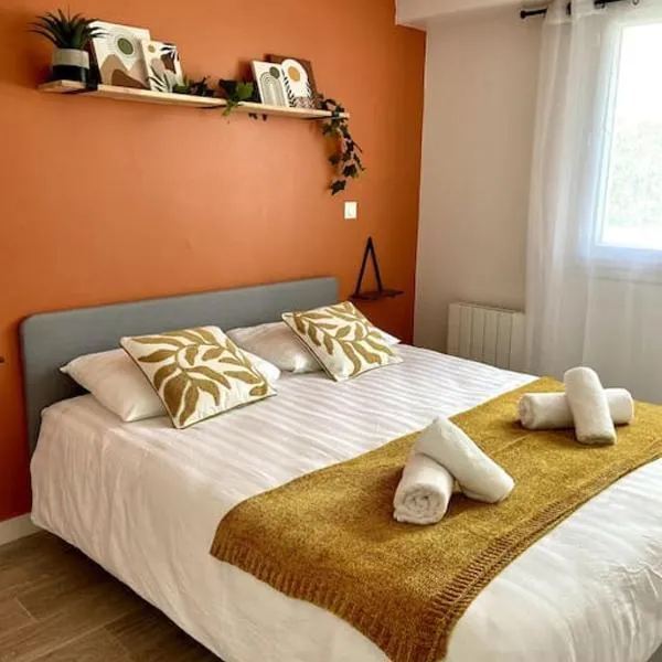 Le TerraBreizh, T2 cosy et confort avec parking privé, balcon et fibre，位于洛里昂的酒店