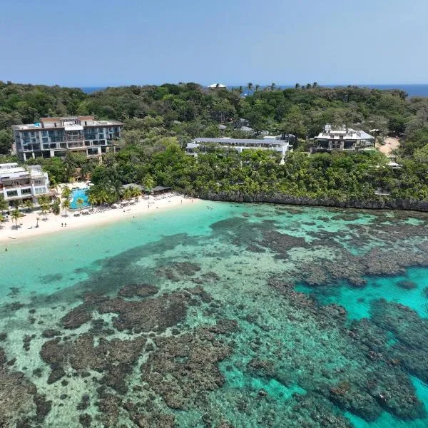 Kimpton - Grand Roatan Resort and Spa，位于Coxen Hole的酒店