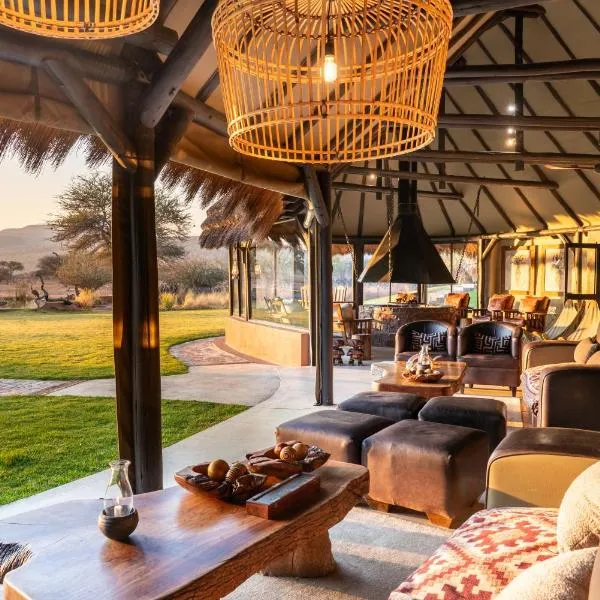 Okonjima Luxury Bush Camp，位于奥奇瓦龙戈的酒店