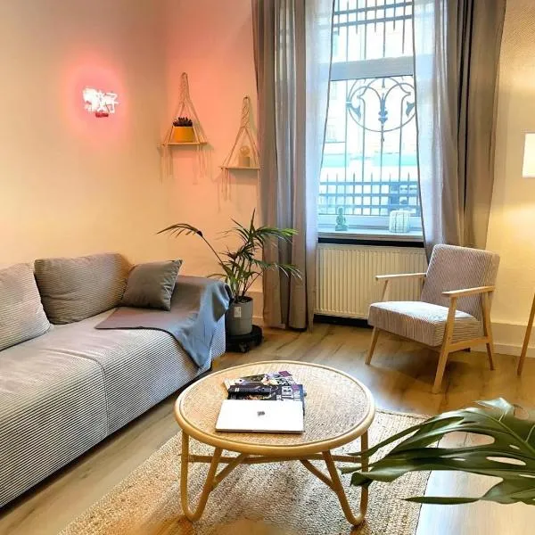 City Apartment Messe Zentral PS4 Workspace，位于美因河畔法兰克福的酒店