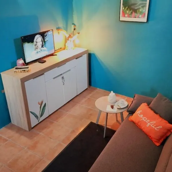 L'escale Foyalaise - wifi, clim, jardin créole, parking privatif，位于法兰西堡的酒店