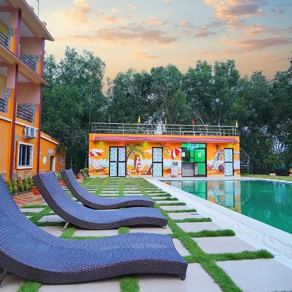 Resort Neel Nirjan !! Best Family Couple friendly family Resort!!，位于博尔普尔的酒店
