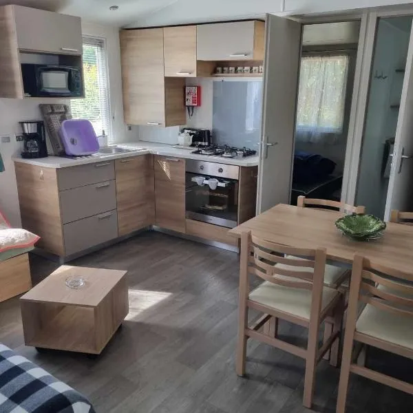 Mobilhome，位于莱马特的酒店