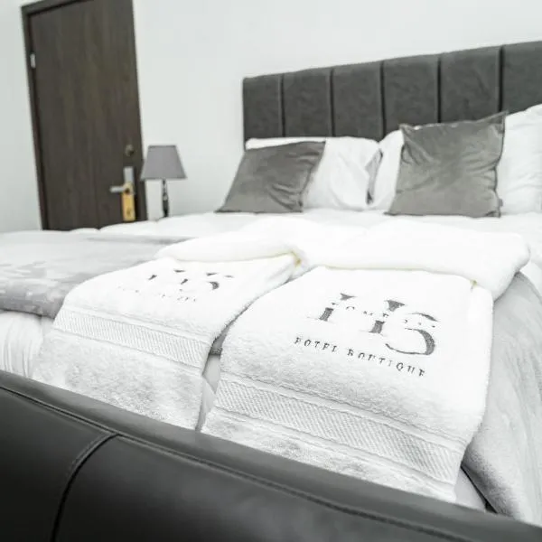 Home 333 habitacion 336，位于Escazu的酒店