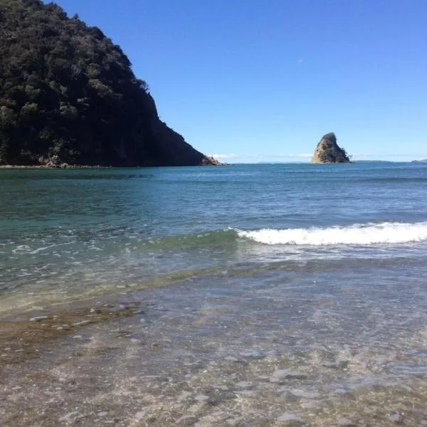 Waiwera Beach Getaway，位于怀韦拉的酒店
