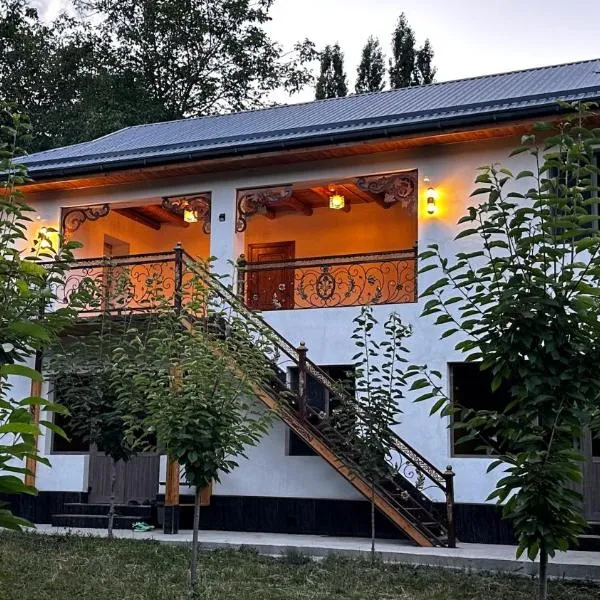 Nurata mountains Hayat guesthouse，位于Yukary-Ukhum的酒店