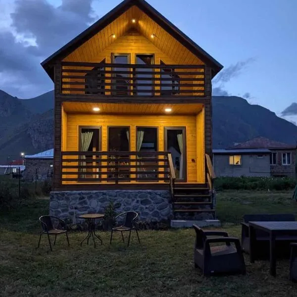 M&M House Kazbegi，位于古多里的酒店