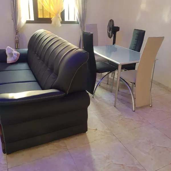 Odoux，位于Adékplovi的酒店