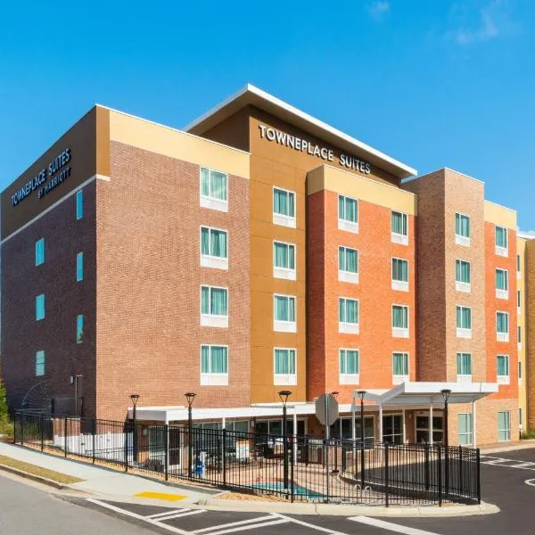 TownePlace Suites Atlanta Lawrenceville，位于比福德的酒店