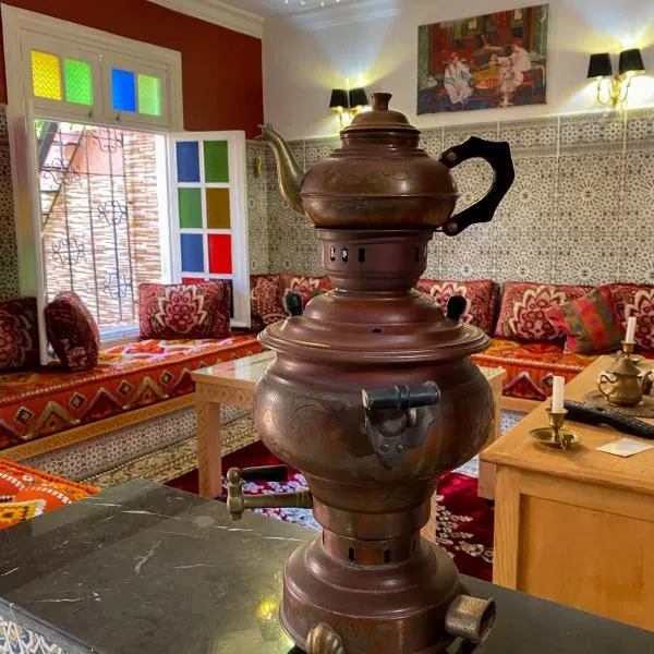 Riad Dar Lghzal，位于塞拉的酒店