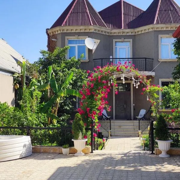 Moy dom Ganja，位于Bagbanlar的酒店