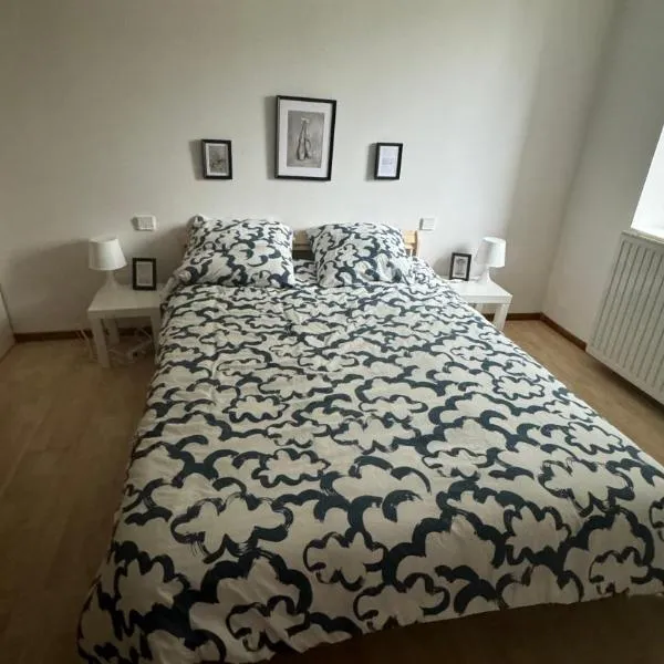Maison 110 m2 - 3 chambres - 7 couchages - 5 min Dole，位于Champvans的酒店